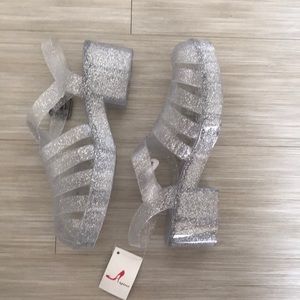 NWT clear jellies